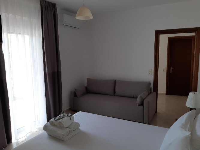 Olive Tree Apartments, Parga